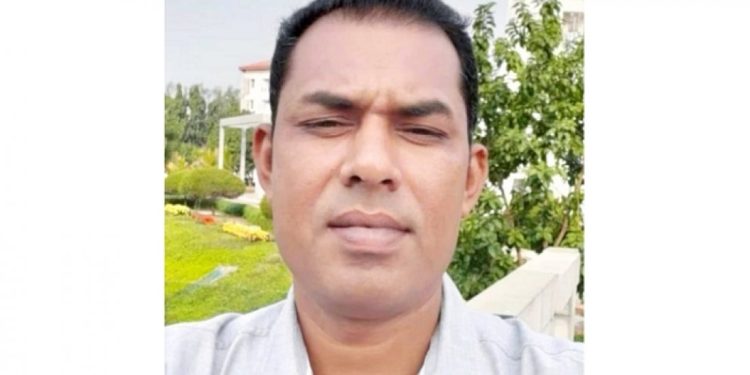 এটিএম বুথে ব্যবসায়ীকে হত্যা, ৩ বন্ধুর খোঁজে পুলিশ