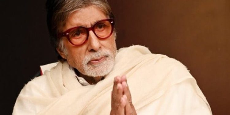 অমিতাভের সুস্থতা চেয়ে ভারতের সিনেমাপাড়া থেকে রাজনীতি পাড়ায় ‘টুইট ঝড়’