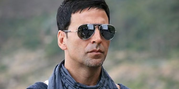 এবার আক্রমণের শিকার অক্ষয়