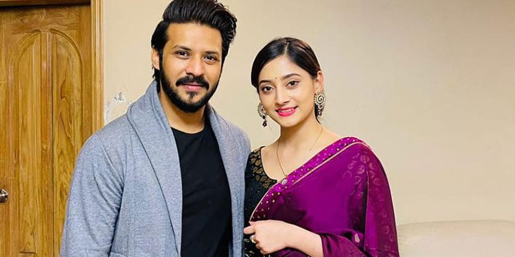 প্রথমবার একসঙ্গে নিরব-পূজা, শুরু হচ্ছে ‘ক্যাশ’