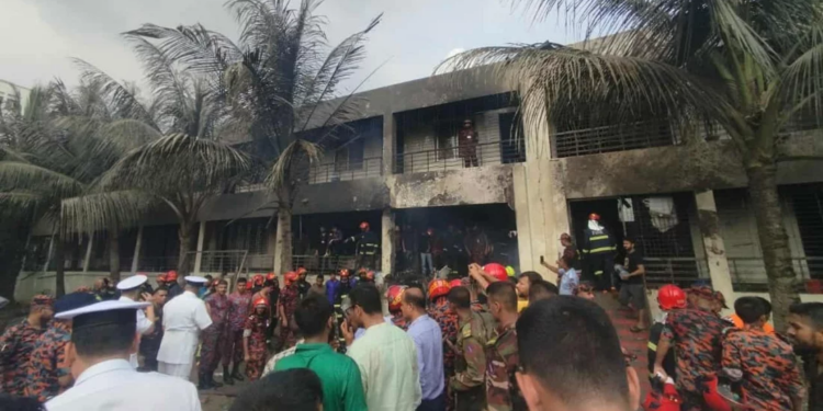 আজ রাষ্ট্রীয় শোক, সারাদেশে বিশেষ প্রার্থনা