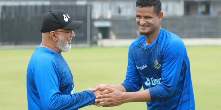 হাথুরুসিংহের ‘চড় মারা’ প্রসঙ্গে যা বললেন নাসুম