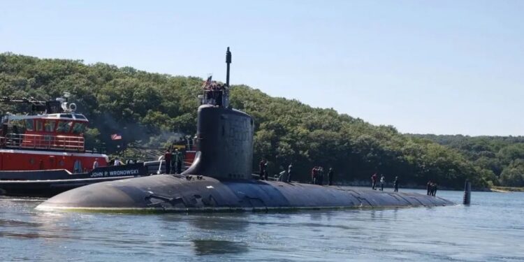 নরওয়ের জেলেদের জালে আটকা পড়লো মার্কিন সাবমেরিন