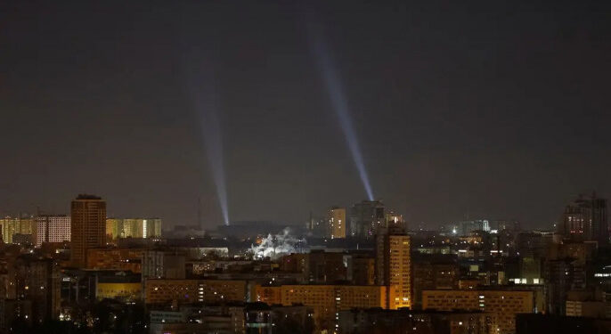 রুশ হামলার আশঙ্কায় কিয়েভে দূতাবাস বন্ধ করে দিয়েছে যুক্তরাষ্ট্র