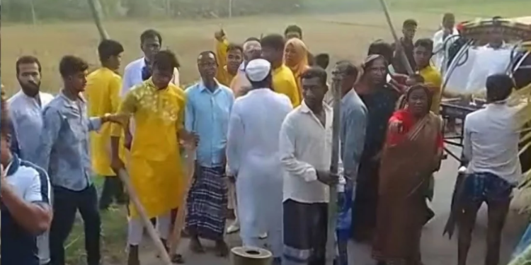 বিয়ে বাড়িতে গরুর মাংস কম দেওয়ায় সংঘর্ষ, বরসহ আহত ২৫