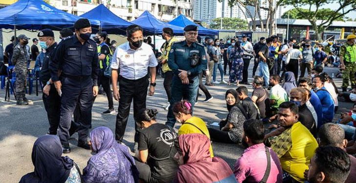 মালয়েশিয়ায় মিয়ানমারের ৮ নাগরিক আটক