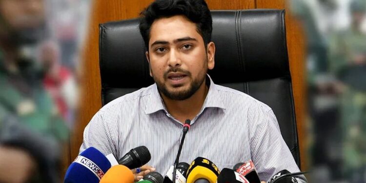 গণমাধ্যমের ওপর ক্ষোভ কেন তা জনগণের কাছে স্পষ্ট করা দরকার: নাহিদ ইসলাম