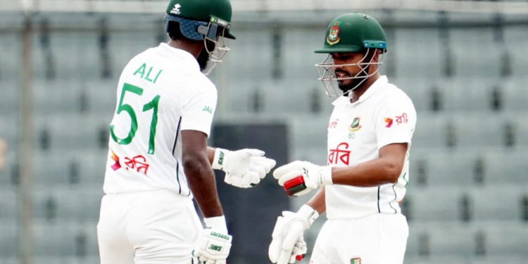 তৃতীয় দিন শেষে ১৮১ রানে পিছিয়ে বাংলাদেশ