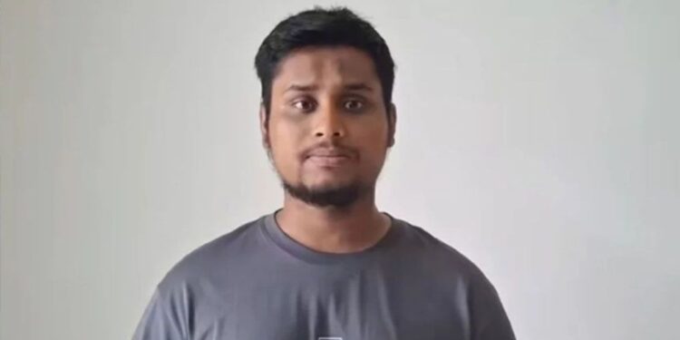 দেশবাসীর প্রতি জরুরি বার্তা হাসনাত আব্দুল্লাহর