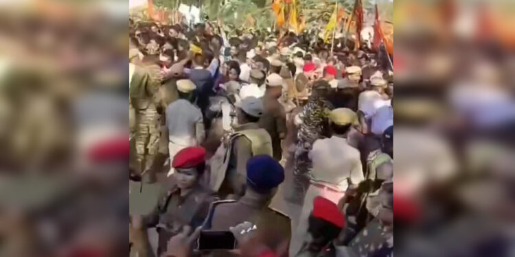 সিলেট সীমান্ত দিয়ে ভারতের হিন্দু মঞ্চের কয়েকশ’ নেতাকর্মীর বাংলাদেশে প্রবেশের চেষ্টা