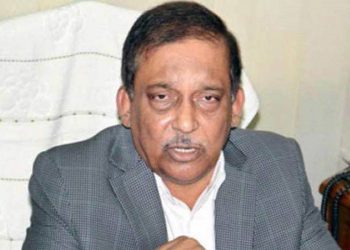 ঈদের ছুটির সাথে মিল রেখেই গার্মেন্টস শ্রমিকরা ছুটি পাবেন: স্বরাষ্ট্রমন্ত্রী