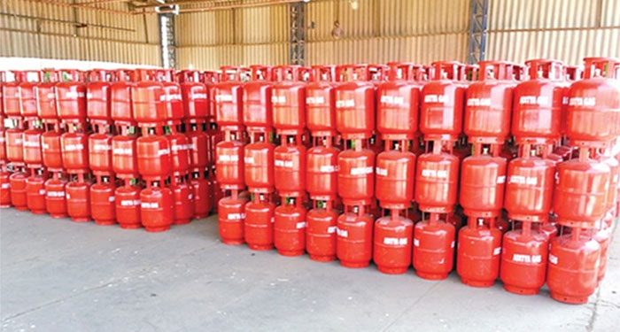 এক লাফে ২৬৬ টাকা বাড়লো এলপিজির দাম