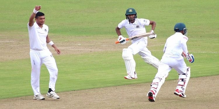 বৃষ্টি দিনেও উজ্জ্বল তাসকিন