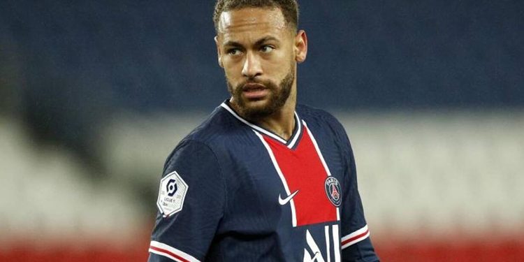 পিএসজি ছাড়ার কথা ভাবতেই পারছেন না নেইমার