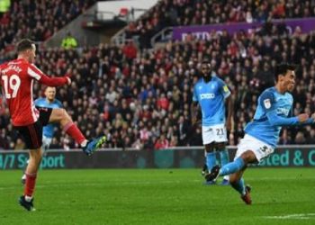 দ্রুতই মাঠে গড়াবে ইংলিশ ফুটবল লিগ