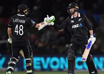 টাইগারদের ফিল্ডিং ব্যর্থতায় সিরিজ কিউইদের