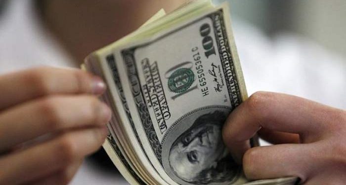 খোলাবাজারে দাম কমেছে ডলারের