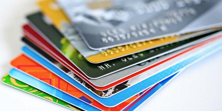 ক্রেডিট কার্ডে আন্তর্জাতিক লেনদেনে সতর্ক হোন