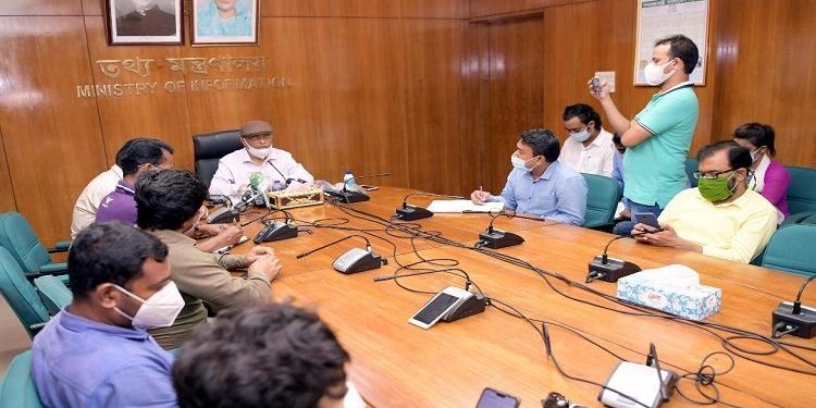 শেখ হাসিনাকে গ্রেফতার করে এই দিন গণতন্ত্রকেই বন্দি করা হয়েছিল: তথ্যমন্ত্রী