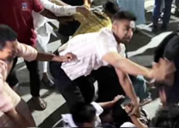 সমকামীদের ওপর সংঘবদ্ধ হামলা, নির্বিকার পুলিশ প্রশাসন 